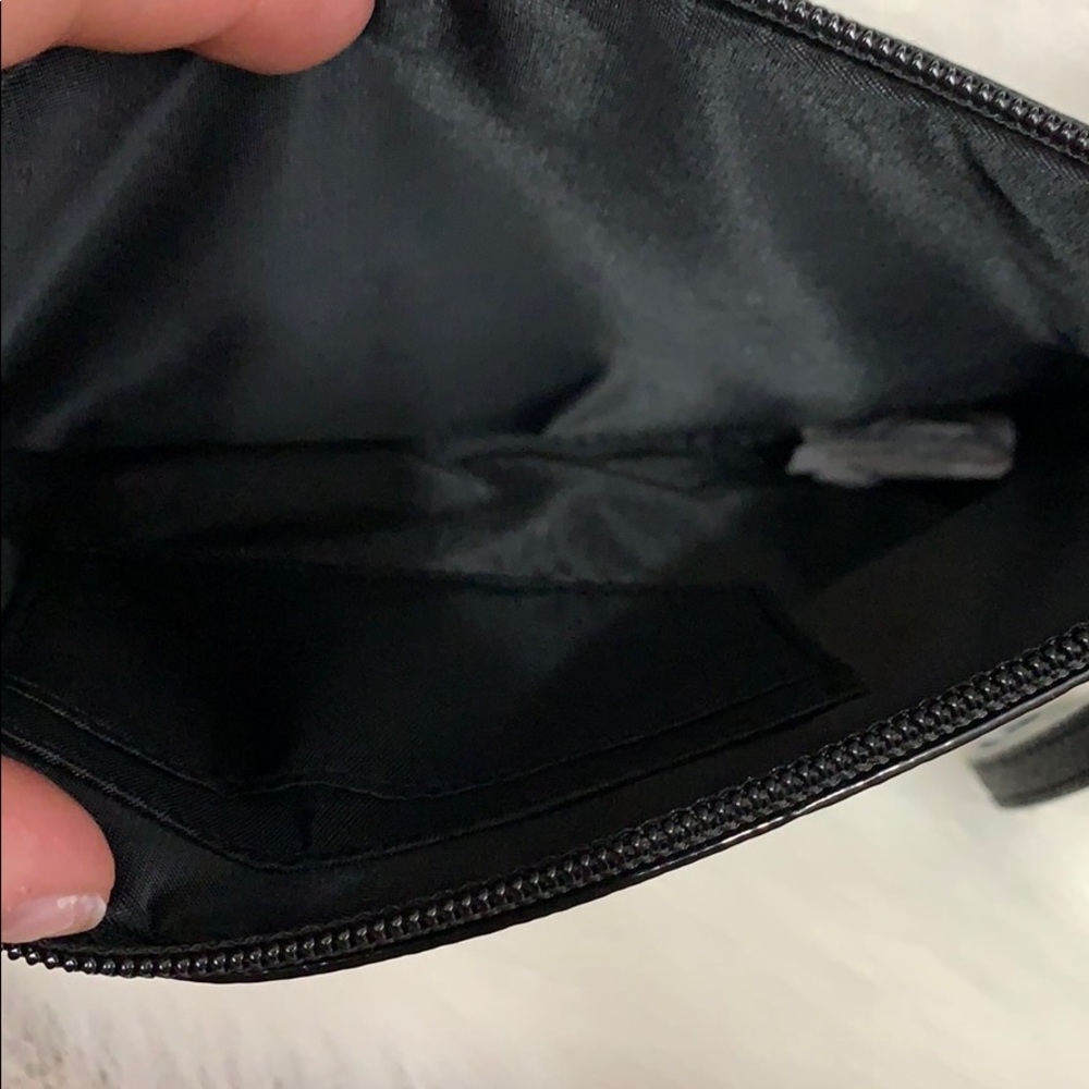 NWT clutch - Picture 3 of 3